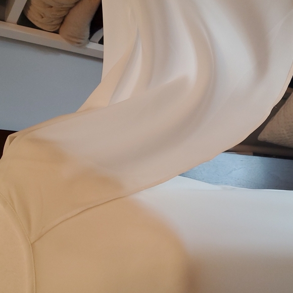 Cape blouse - Picture 5 of 5